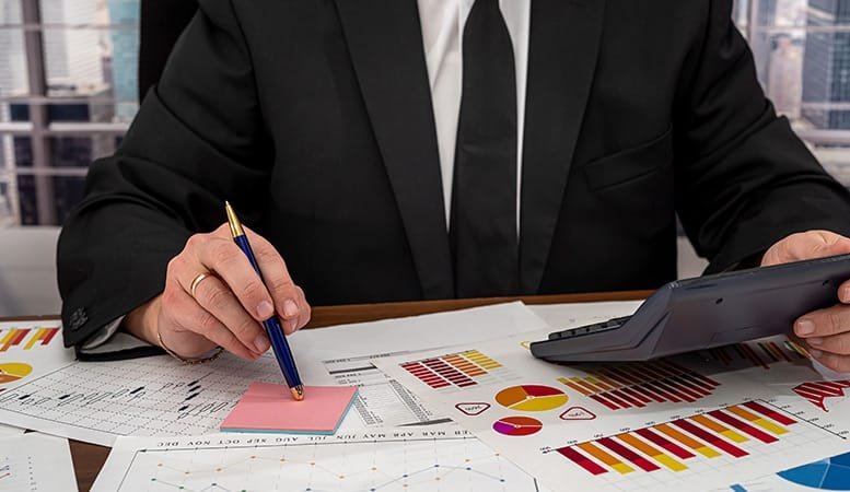 Our-tailored-financial-reports